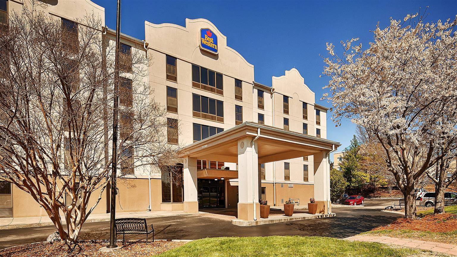 Best Western Suites Near Opryland Nashville Exterior photo